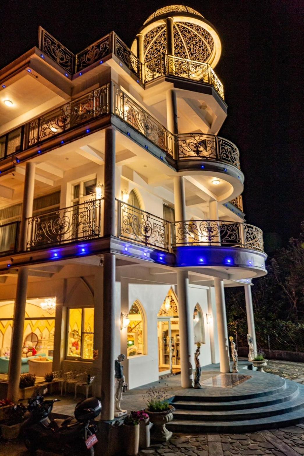 Bliss Bed And Breakfast Yuchi Bagian luar foto